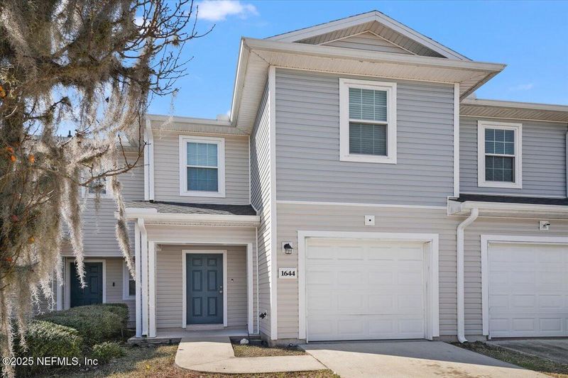 1644 Biscayne Bay Cir, Jacksonville, FL 32218