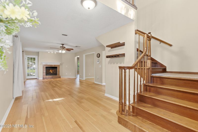 1645 Westwind Dr, Jacksonville Beach, FL 32250