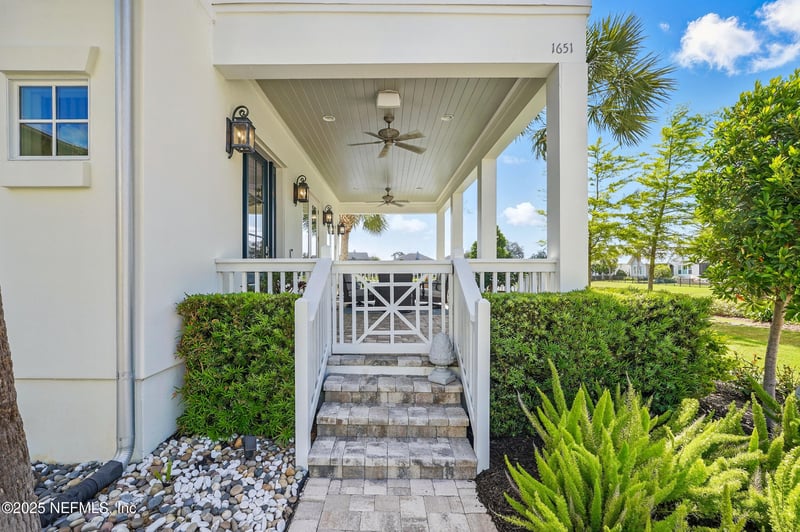 1651 Maritime Oak Dr, Atlantic Beach, FL 32233
