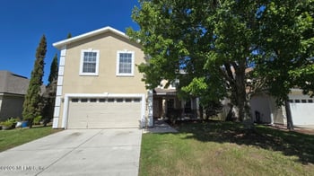 1656 Hawkins Cove Dr E, Jacksonville, FL 32246