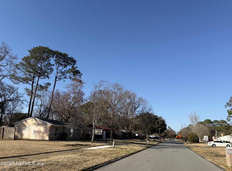 1658 Evergreen Ln E, Middleburg, FL 32068