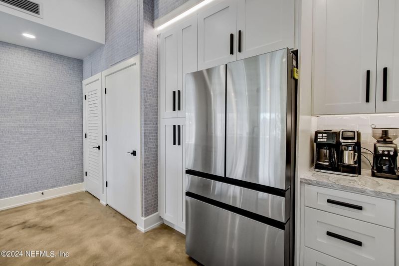 1661 Riverside Ave #301, Jacksonville, FL 32204