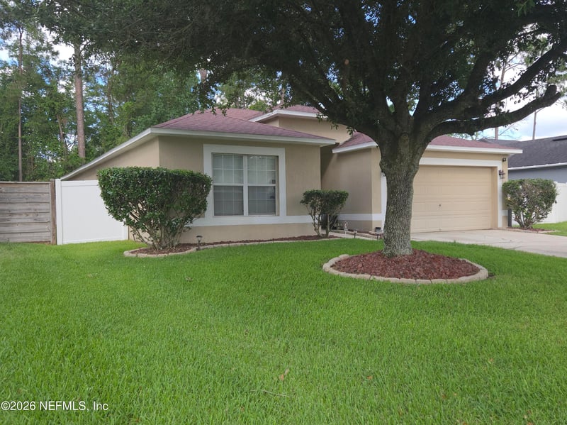 1663 E Jayhawk Ln E, Jacksonville, FL 32221