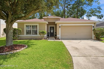 1663 E Jayhawk Ln E, Jacksonville, FL 32221