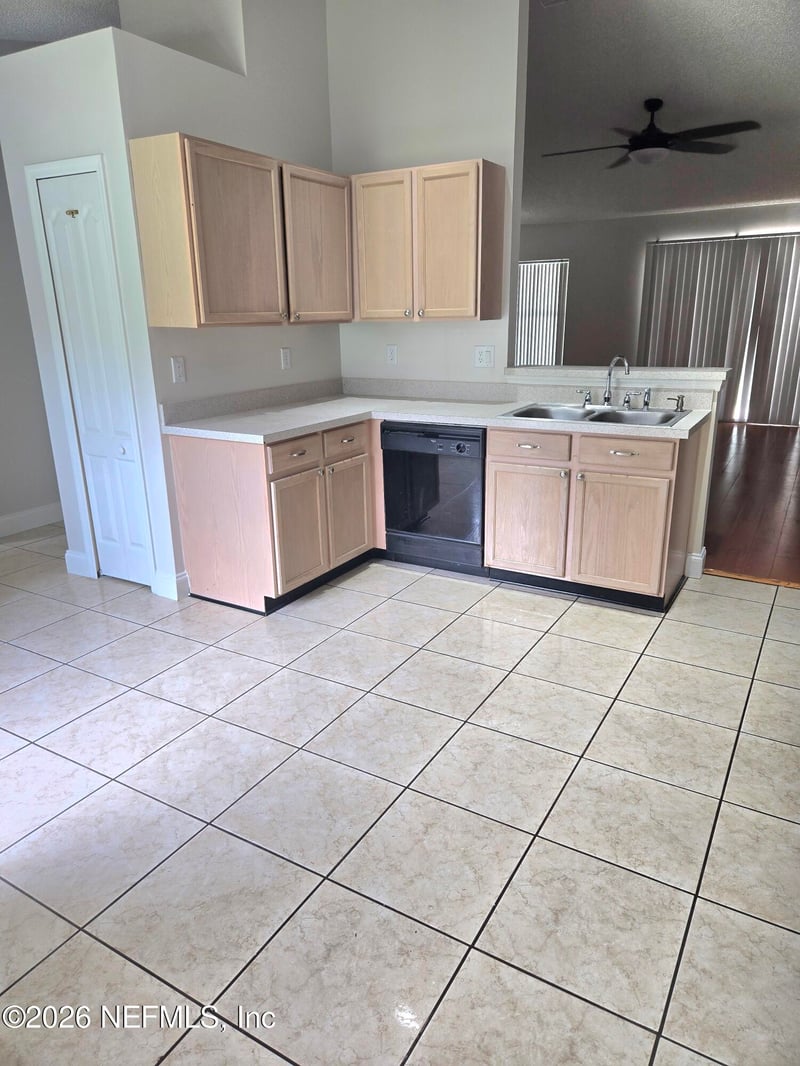 1664 Glen Laurel Dr, Middleburg, FL 32068