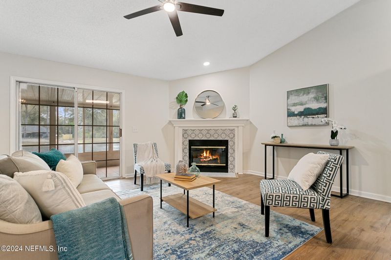 1665 Spring Oaks Ln, Jacksonville, FL 32221