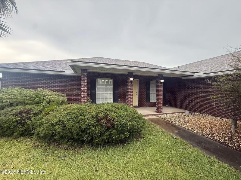 1666 Avenger Ln, Jacksonville, FL 32221