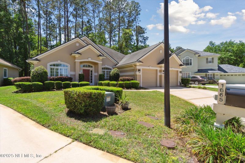 1668 Fairway Ridge Dr, Fleming Island, FL 32003