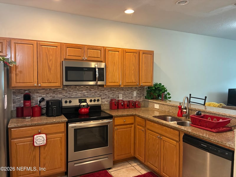 1669 Biscayne Bay Cir, Jacksonville, FL 32218