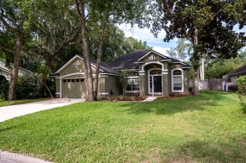 1673 Tall Tree Dr E, Jacksonville, FL 32246