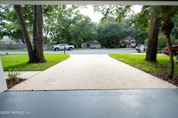 1673 Tall Tree Dr E, Jacksonville, FL 32246