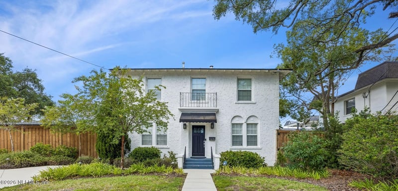 1676 River Rd, Jacksonville, FL 32207