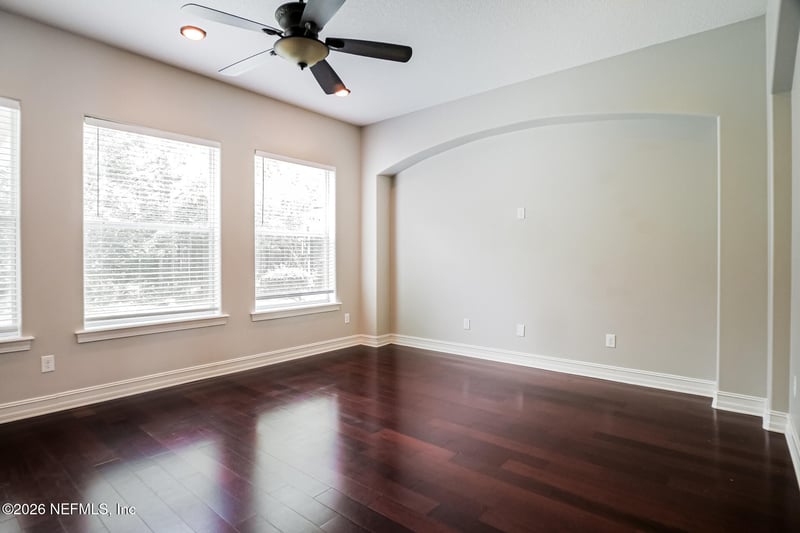 1684 Fenton Ave, St Johns, FL 32259