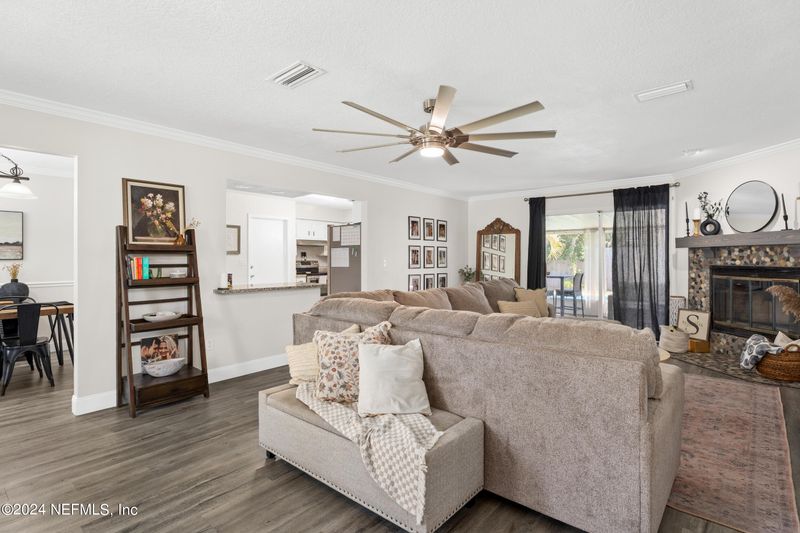 169 Vanderford Rd W, Orange Park, FL 32073