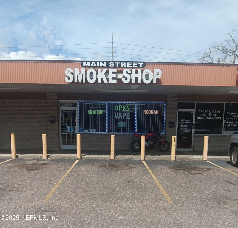 17 E 43rd St #2, Jacksonville, FL 32208