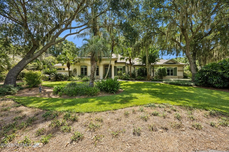 17 Harrison Creek Rd, Fernandina Beach, FL 32034