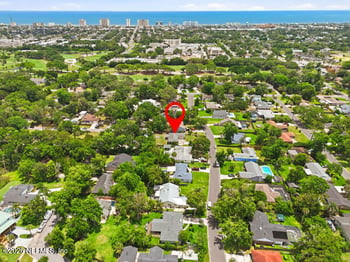17 Oaks Dr, Jacksonville Beach, FL 32250