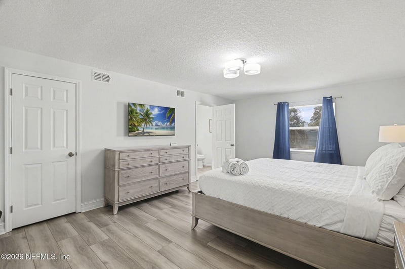 1702 7th St N, Jacksonville Beach, FL 32250