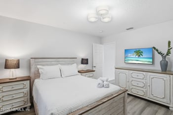 1702 7th St N, Jacksonville Beach, FL 32250