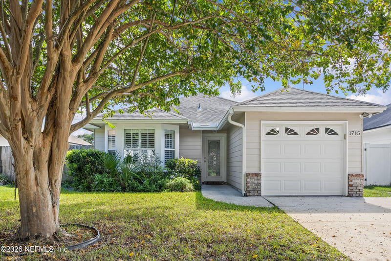 1705 Ashmore Green Dr, Jacksonville, FL 32246