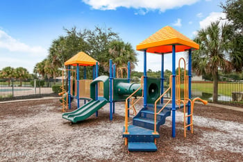 1706 Aston Hall Dr E, Jacksonville, FL 32246