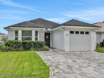 1709 Ashmore Green Dr, Jacksonville, FL 32246