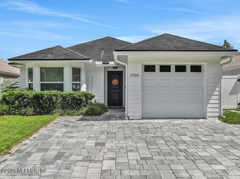1709 Ashmore Green Dr, Jacksonville, FL 32246