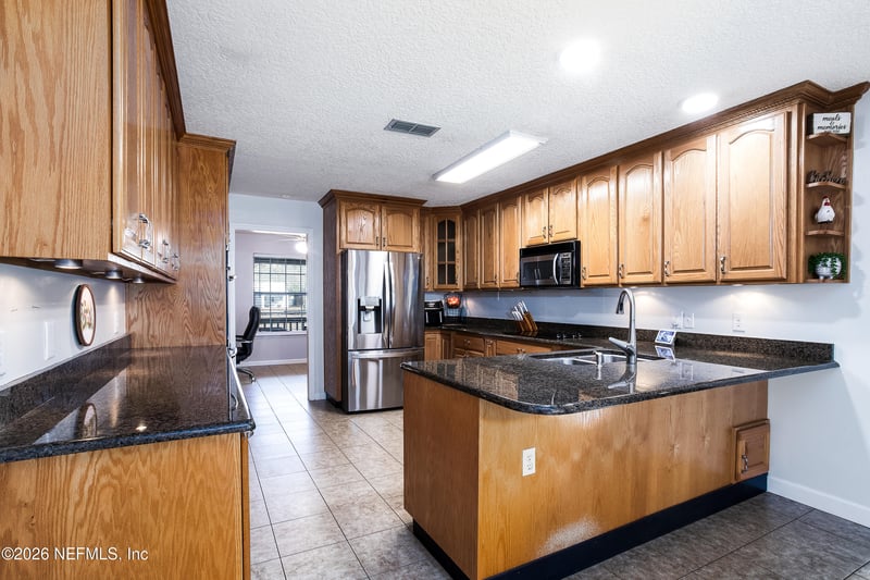 17098 Cross Branch Rd, Hilliard, FL 32046