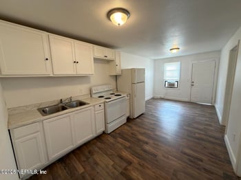 1711 W 30th St, Jacksonville, FL 32209