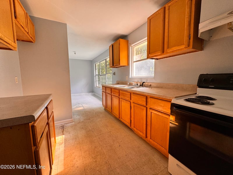1714 Fouraker Rd, Jacksonville, FL 32221