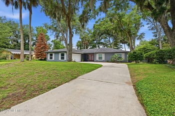 1714 Lighty Ln, Neptune Beach, FL 32266