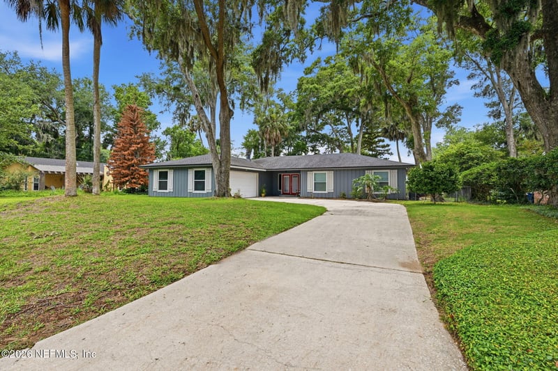 1714 Lighty Ln, Neptune Beach, FL 32266