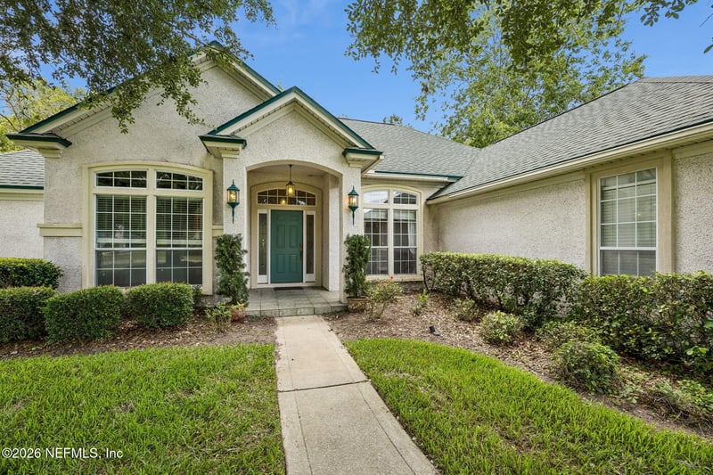 1715 Colonial Dr, Green Cove Springs, FL 32043