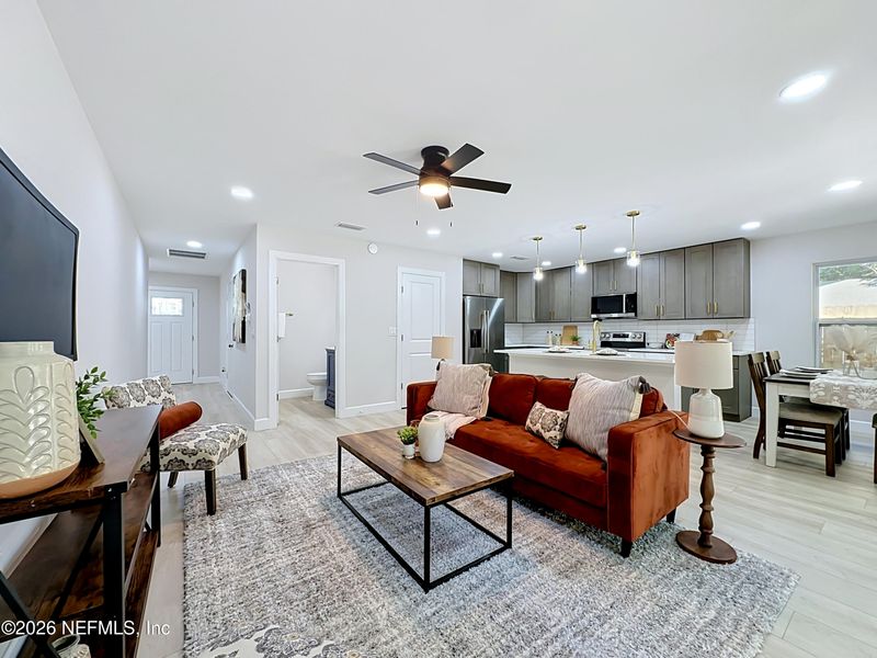 1717 Ashland St, Jacksonville, FL 32207