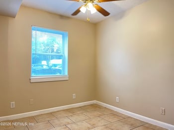 1717 Lindsey Rd, Jacksonville, FL 32221