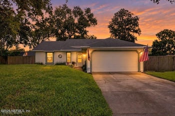 1721 Tiffany Pines Cir E, Jacksonville, FL 32225