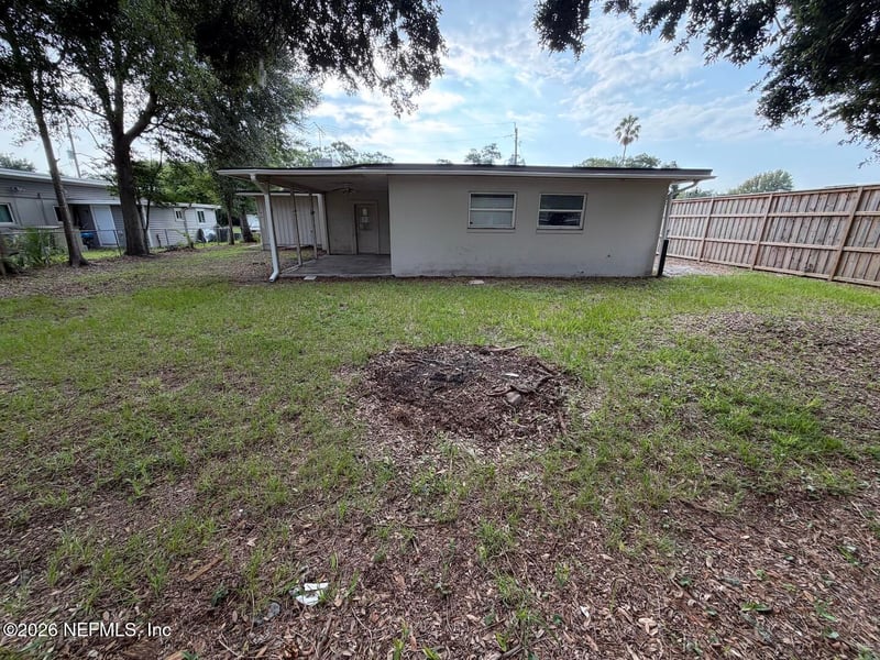 1722 Dupre Dr, Jacksonville, FL 32221