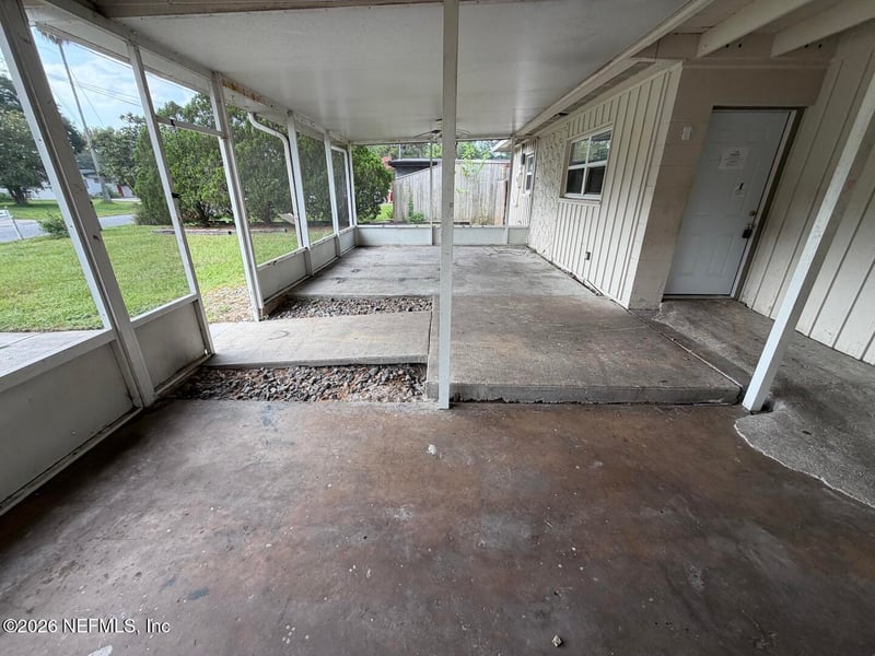 1722 Dupre Dr, Jacksonville, FL 32221