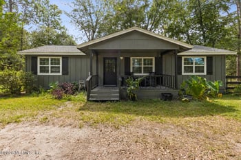 1724 NW 251st St, Lawtey, FL 32058