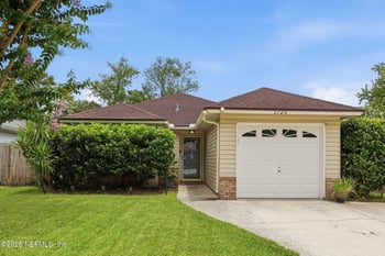 1725 Ashmore Green Dr, Jacksonville, FL 32246