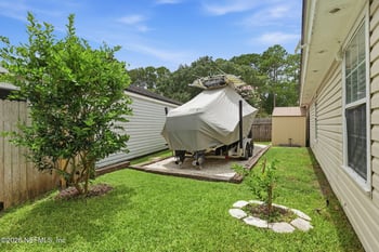 1725 Ashmore Green Dr, Jacksonville, FL 32246