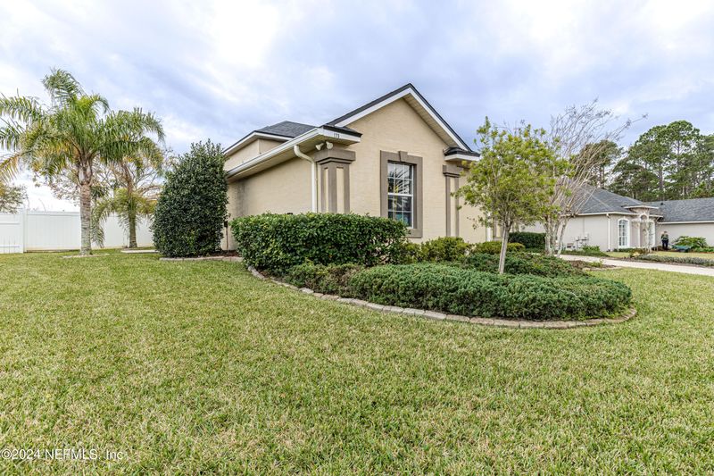 173 Cacique Dr, St Augustine, FL 32086