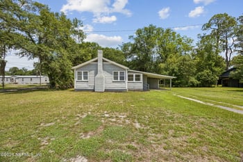 173 W Mciver Ave, Macclenny, FL 32063