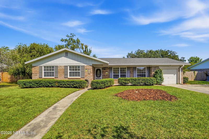 1730 Gumtree Dr, Orange Park, FL 32073