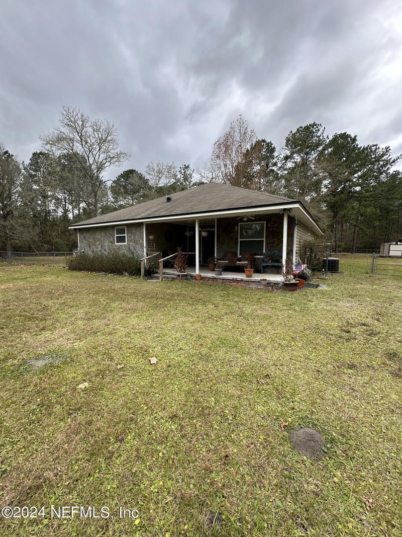 1734 Big Branch Rd, Middleburg, FL 32068