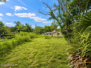 1735 Ribault Scenic Dr, Jacksonville, FL 32208