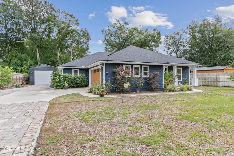 1735 Southside Blvd, Jacksonville, FL 32216