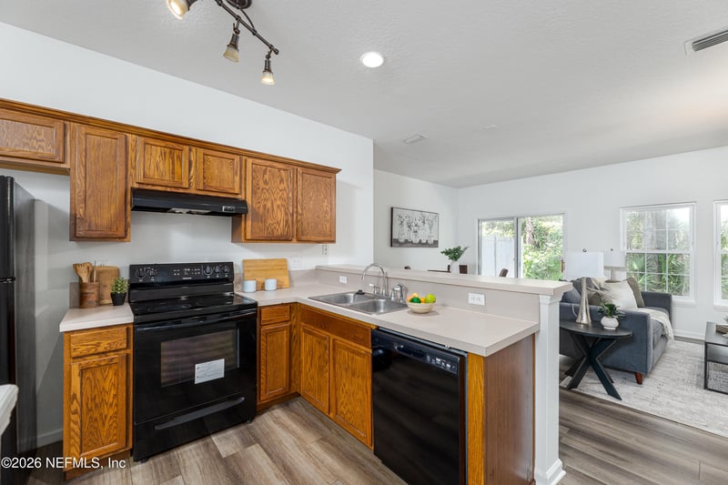 1737 Biscayne Bay Cir, Jacksonville, FL 32218