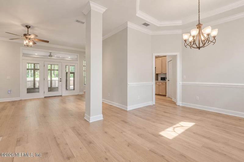 1737 Heatherwood Dr, St Johns, FL 32259