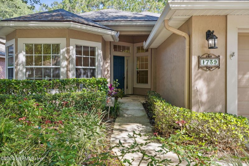 1739 Canopy Oaks Dr, Orange Park, FL 32065